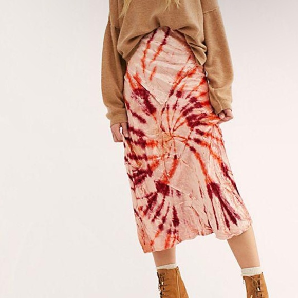 Free People Dresses & Skirts - Free People sz Large Serious Swagger velvet tie-dye midi skirt